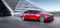 Jaguar объявила более демократичные цены на новый седан XE для России 