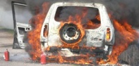 Два гаража и "Нива" сгорели ночью в Кстовском районе