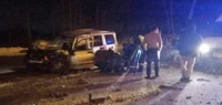 Водитель Jeep Cherokee протаранил фуру Renault на встречке в Дзержинске: 2 раненых (ФОТО)