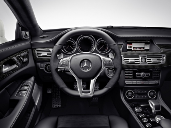 Mercedes-Benz CLS-класс AMG фото